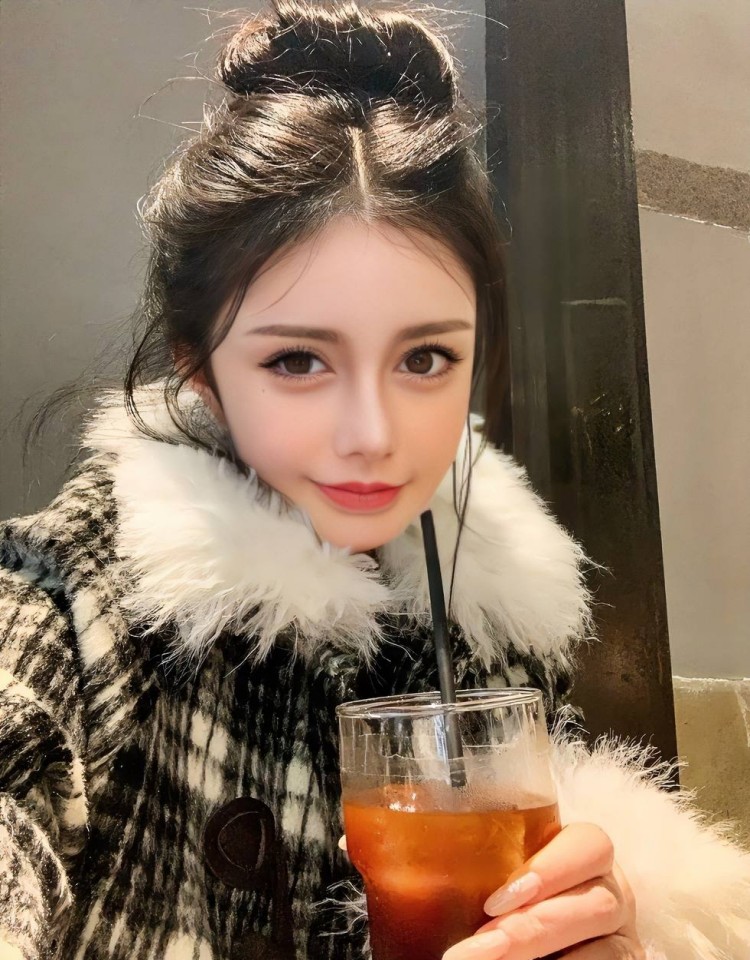 妻子初次接受三人行小说,影院热映大片